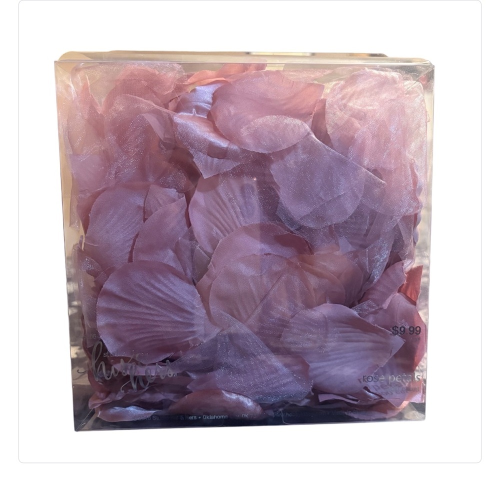 New-STUDIO His & Hers Mauve Pink Rose Petals in Clear Box